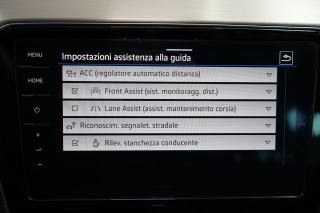 VOLKSWAGEN Passat Variant usata, con Fendinebbia