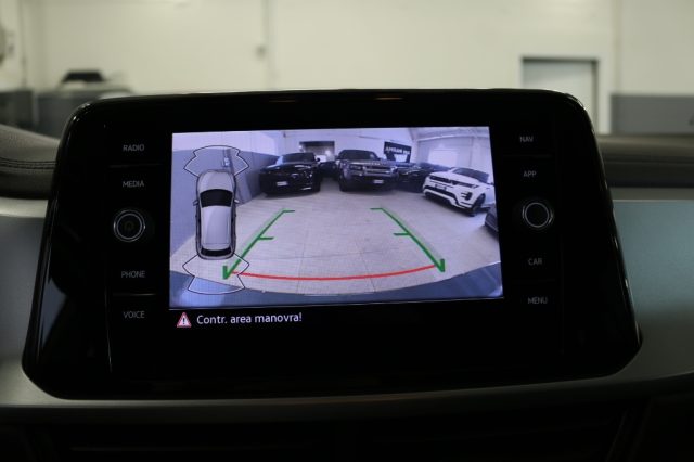 VOLKSWAGEN T-Roc usata, con Sedile posteriore sdoppiato