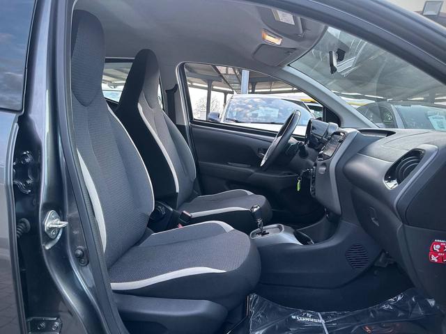 TOYOTA Aygo usata, con Apple CarPlay