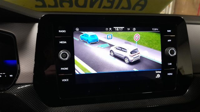 VOLKSWAGEN T-Cross usata 25