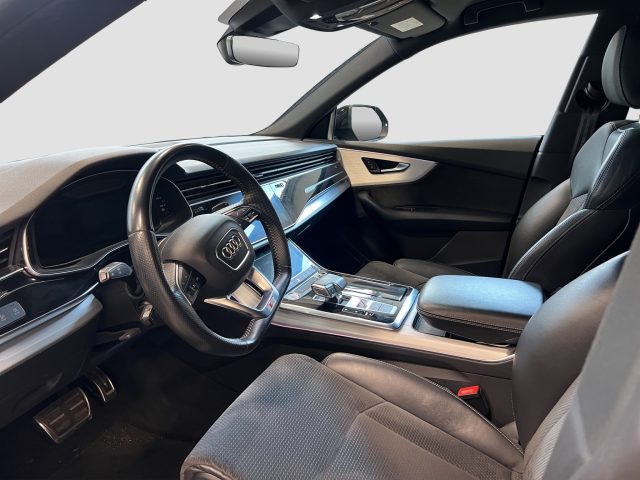 AUDI Q8 usata 12