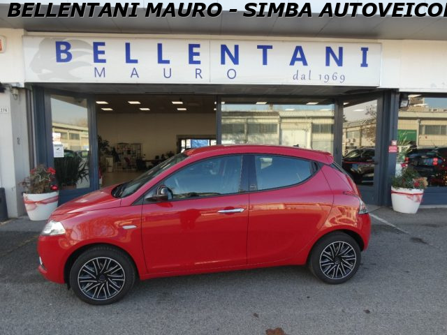 LANCIA Ypsilon usata, con ABS
