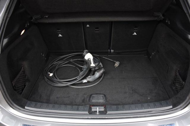 MERCEDES-BENZ GLA 250 usata, con ESP