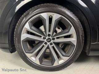 AUDI Q8 usata, con Park Distance Control