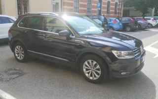 VOLKSWAGEN Tiguan usata, con Autoradio
