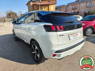 PEUGEOT 3008 usata, con Autoradio