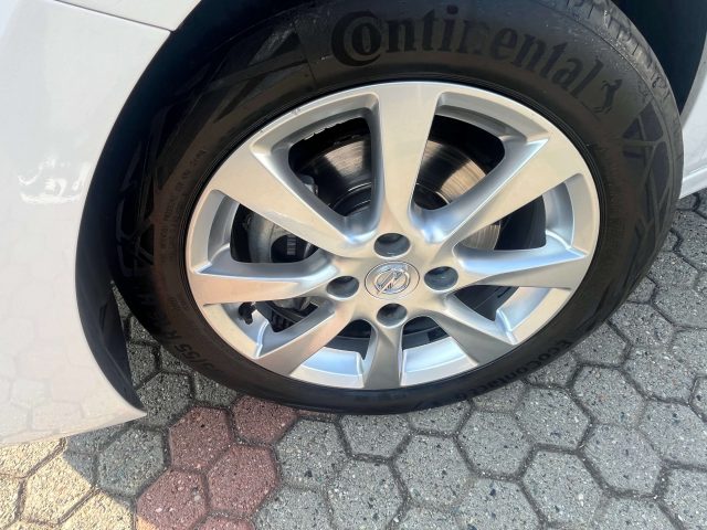 OPEL Corsa usata, con USB