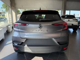 RENAULT Captur usata, con Boardcomputer