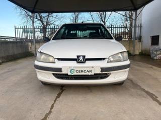 PEUGEOT 106 usata, con Autoradio