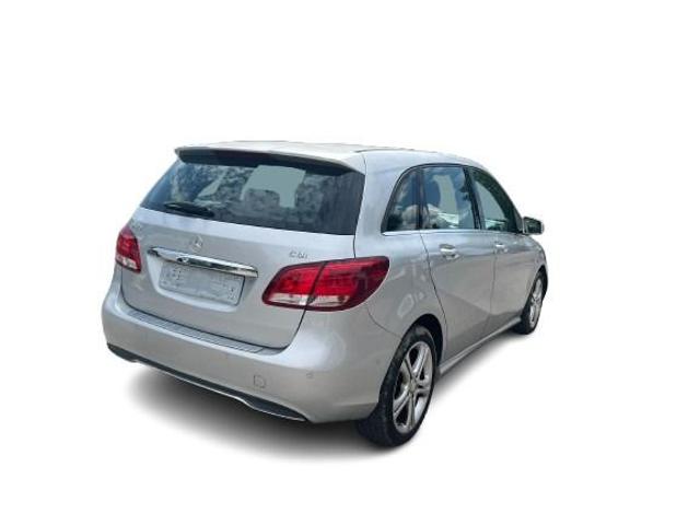 MERCEDES-BENZ B 180 usata, con Airbag Passeggero