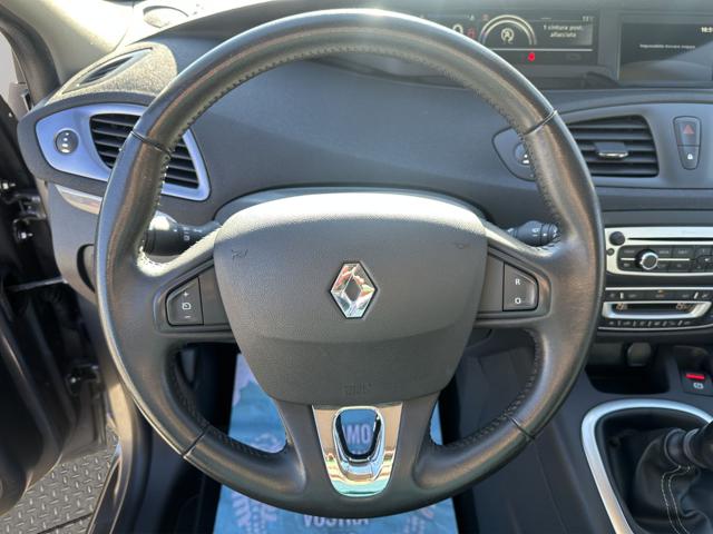 RENAULT Scenic usata, con Boardcomputer