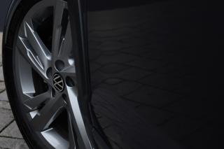 VOLKSWAGEN Taigo usata, con Touch screen