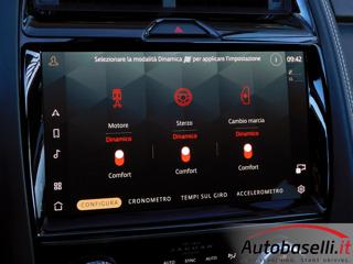 JAGUAR E-Pace usata 73