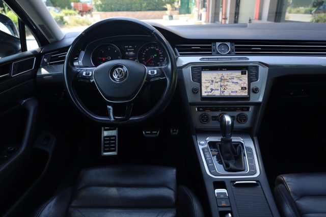 VOLKSWAGEN Passat Alltrack usata, con Sistema di navigazione