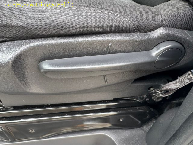 RENAULT Trafic usata, con Bluetooth