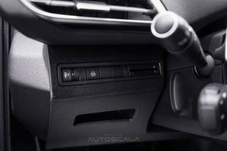 PEUGEOT 3008 usata, con Sistema di navigazione