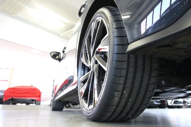 VOLKSWAGEN Golf GTI usata, con Volante in pelle
