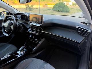 PEUGEOT 208 usata, con Park Distance Control