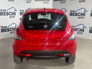LANCIA Ypsilon usata, con USB