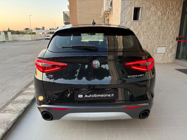 ALFA ROMEO Stelvio usata, con Autoradio