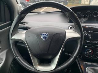 LANCIA Ypsilon usata, con Sedile posteriore sdoppiato