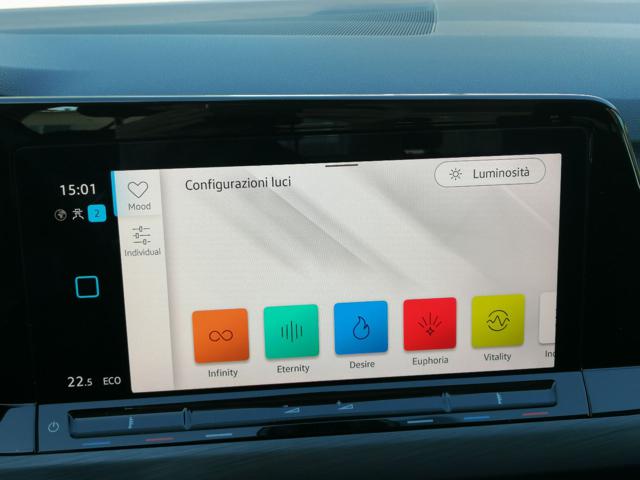 VOLKSWAGEN Golf usata, con Leve al volante