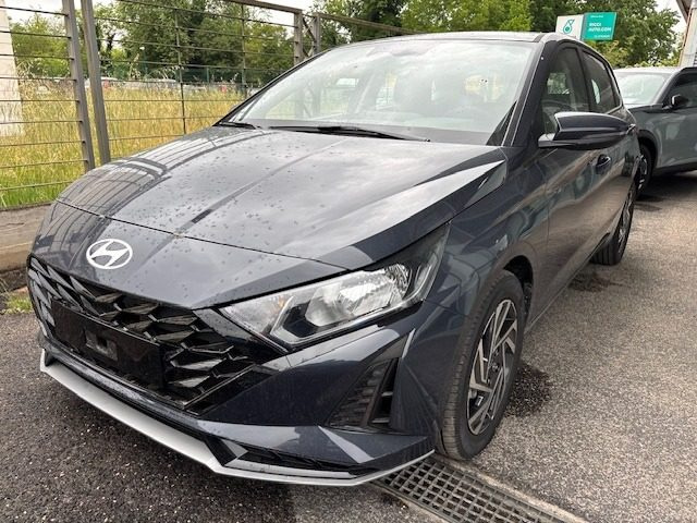 HYUNDAI i20 usata, con Airbag laterali