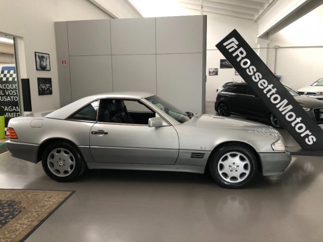 MERCEDES-BENZ SL 300 usata, con Autoradio