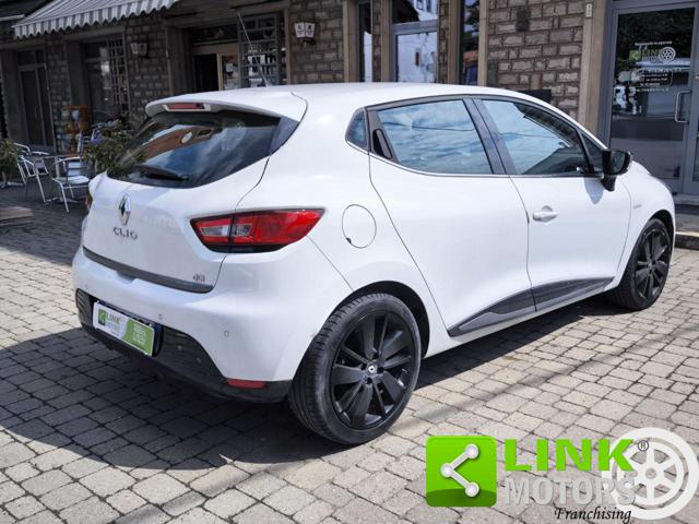 RENAULT Clio usata, con Airbag laterali