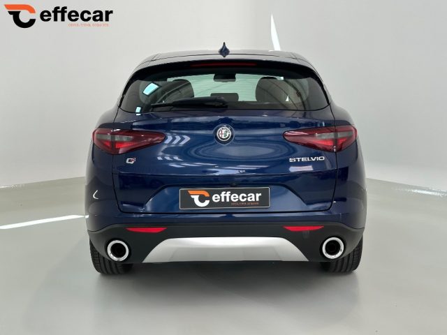 ALFA ROMEO Stelvio usata, con Alzacristalli elettrici