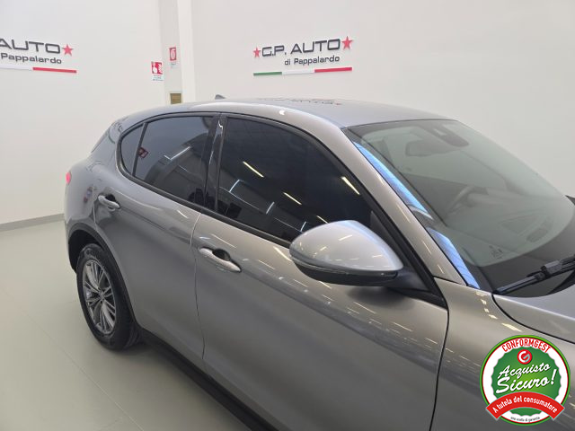 ALFA ROMEO Stelvio usata, con Airbag testa