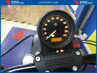 HARLEY-DAVIDSON 883 Iron usata 4