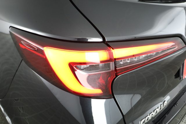 TOYOTA Corolla usata 9