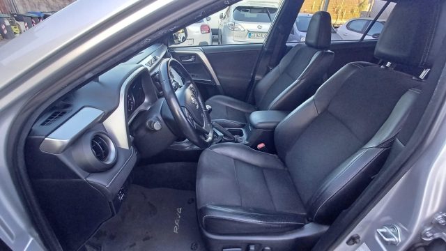 TOYOTA RAV 4 usata, con Controllo trazione