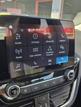 FORD Fiesta usata, con Fari LED