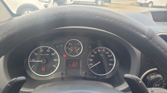 PEUGEOT Partner usata, con Specchietti laterali elettrici