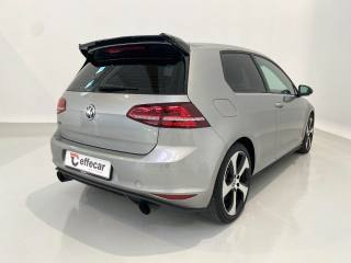 VOLKSWAGEN Golf GTI usata, con Autoradio