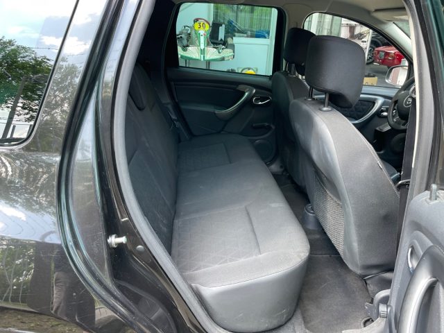 DACIA Duster usata 10