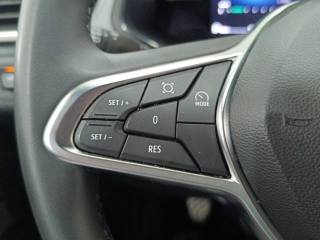 RENAULT Captur usata, con Sensori di parcheggio posteriori