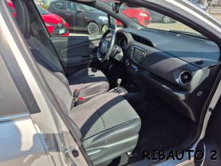 TOYOTA Yaris usata, con Controllo automatico clima