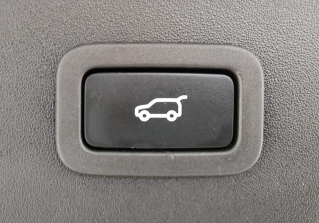 JAGUAR E-Pace usata, con Bluetooth