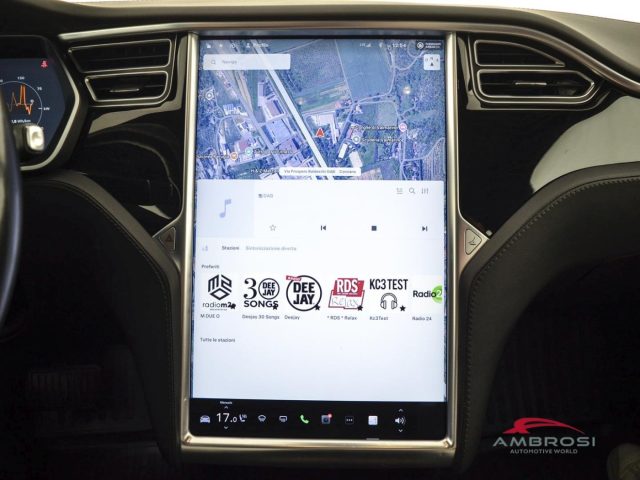 TESLA Model S usata 13