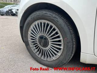 FIAT 500e usata, con Controllo elettronico della corsia