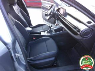 JEEP Avenger usata, con Fari LED
