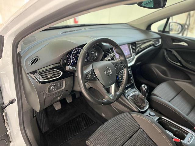 OPEL Astra usata, con Cruise Control