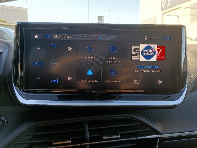 PEUGEOT 2008 usata, con Luci diurne LED