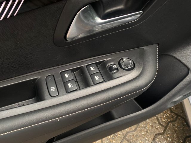 PEUGEOT 208 usata, con Controllo trazione