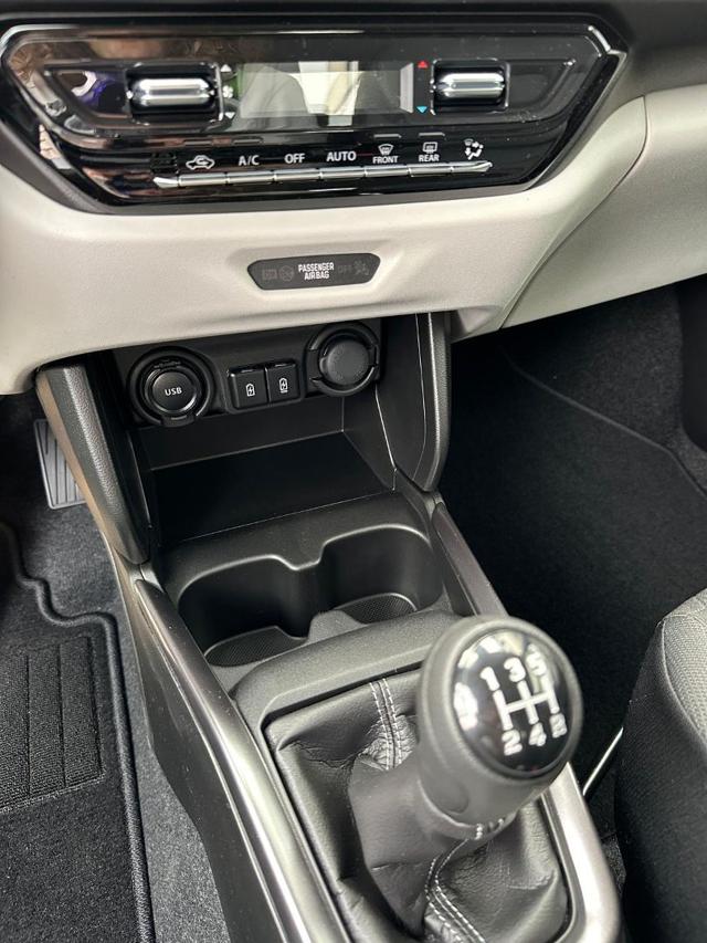 SUZUKI Swift usata, con Park Distance Control