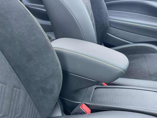 ABARTH 500e usata, con Autoradio digitale