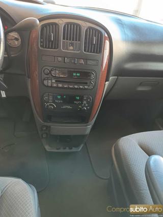 CHRYSLER Grand Voyager usata 22